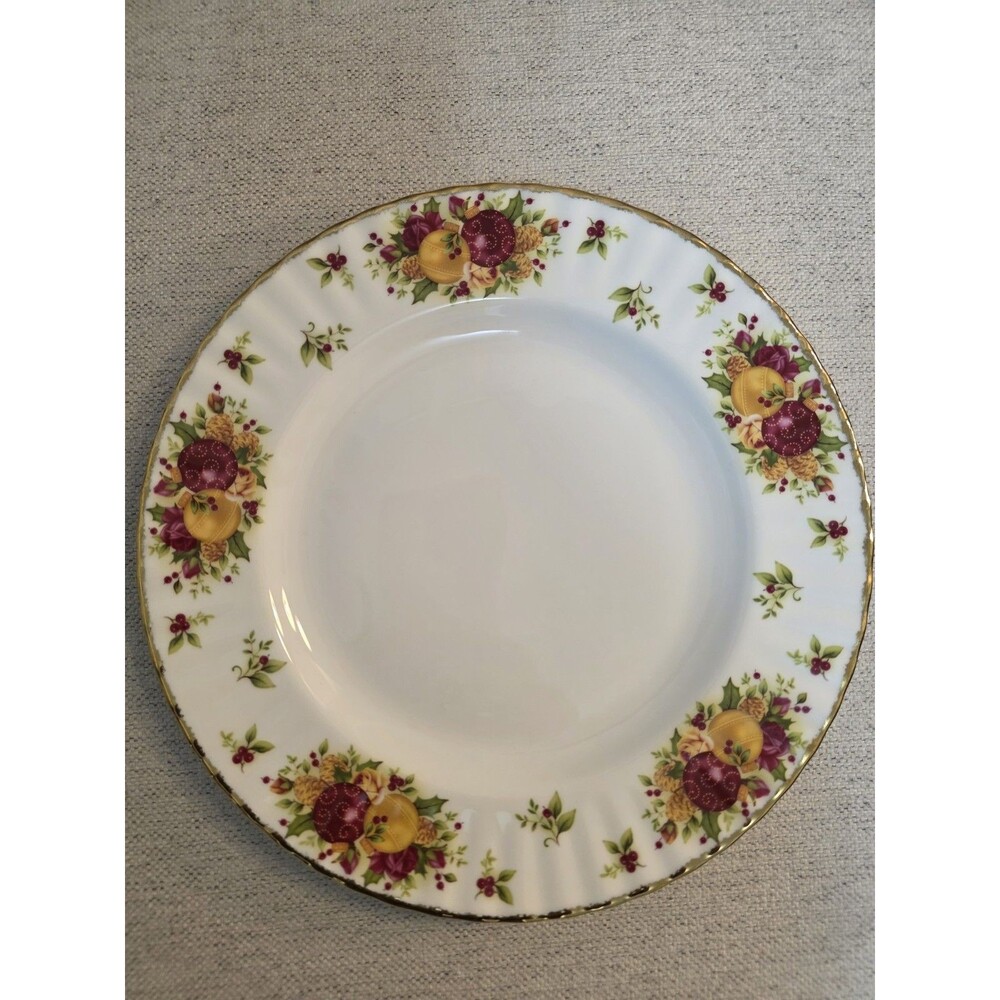 Vintage Albert Old Country Roses 10 1/4” Floral Dinner Plate(s)
